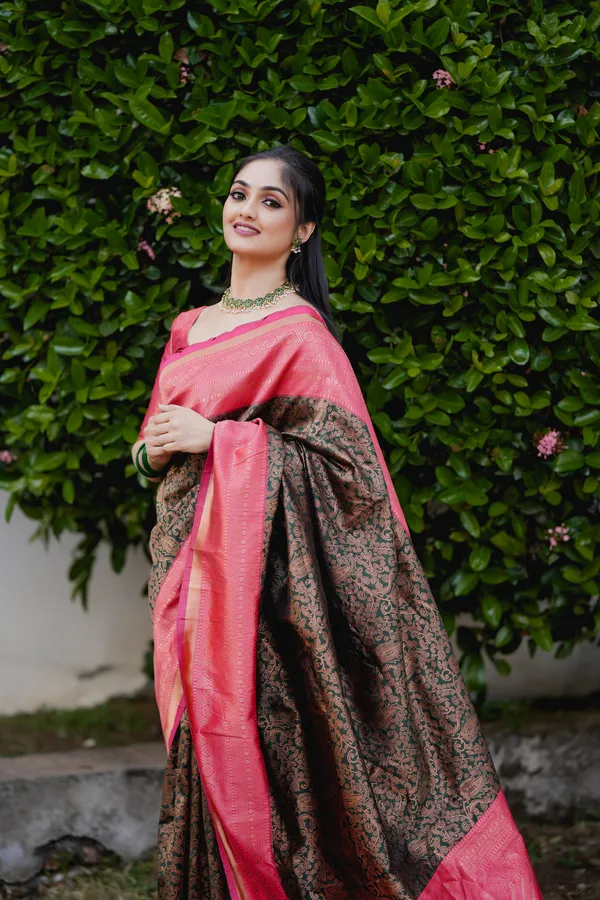 DARK_GREEN_PURE_BANARASI_SAREE